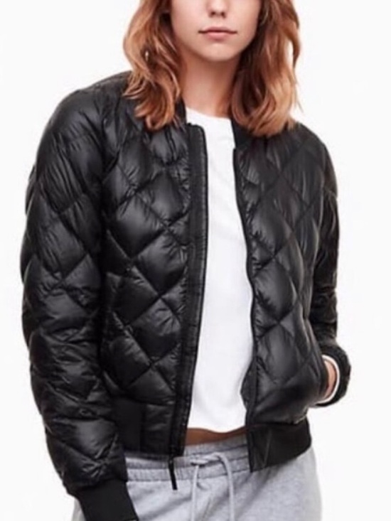TNA Jackets & Blazers - Aritzia TNA League Goose Down Bomber Quilted Jacket Women’s Size XS Black